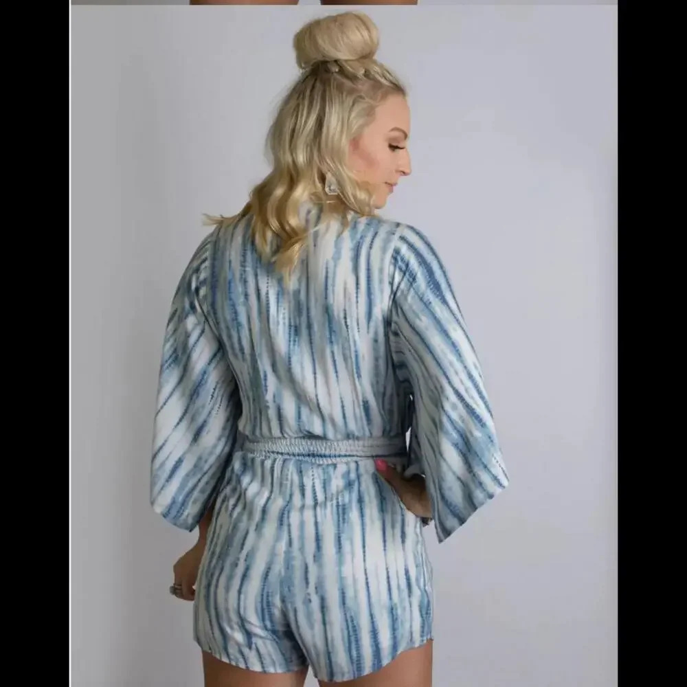 Le Lis Blue and White Tie-Dye Shorts Romper Women's Size Small NWOT - Picture 5 of 15
